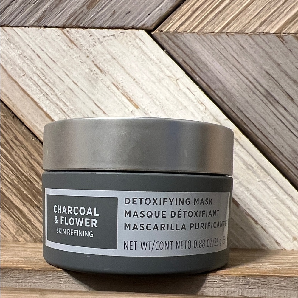 Seibella Detoxifying Mask - Charcoal & Flower
